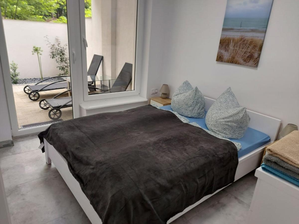 Апартаменти Apartament Z Duzym Tarasem Свіноуйсьце Екстер'єр фото